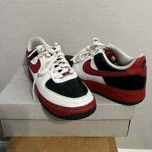 Nike Air Force 1. Size 9